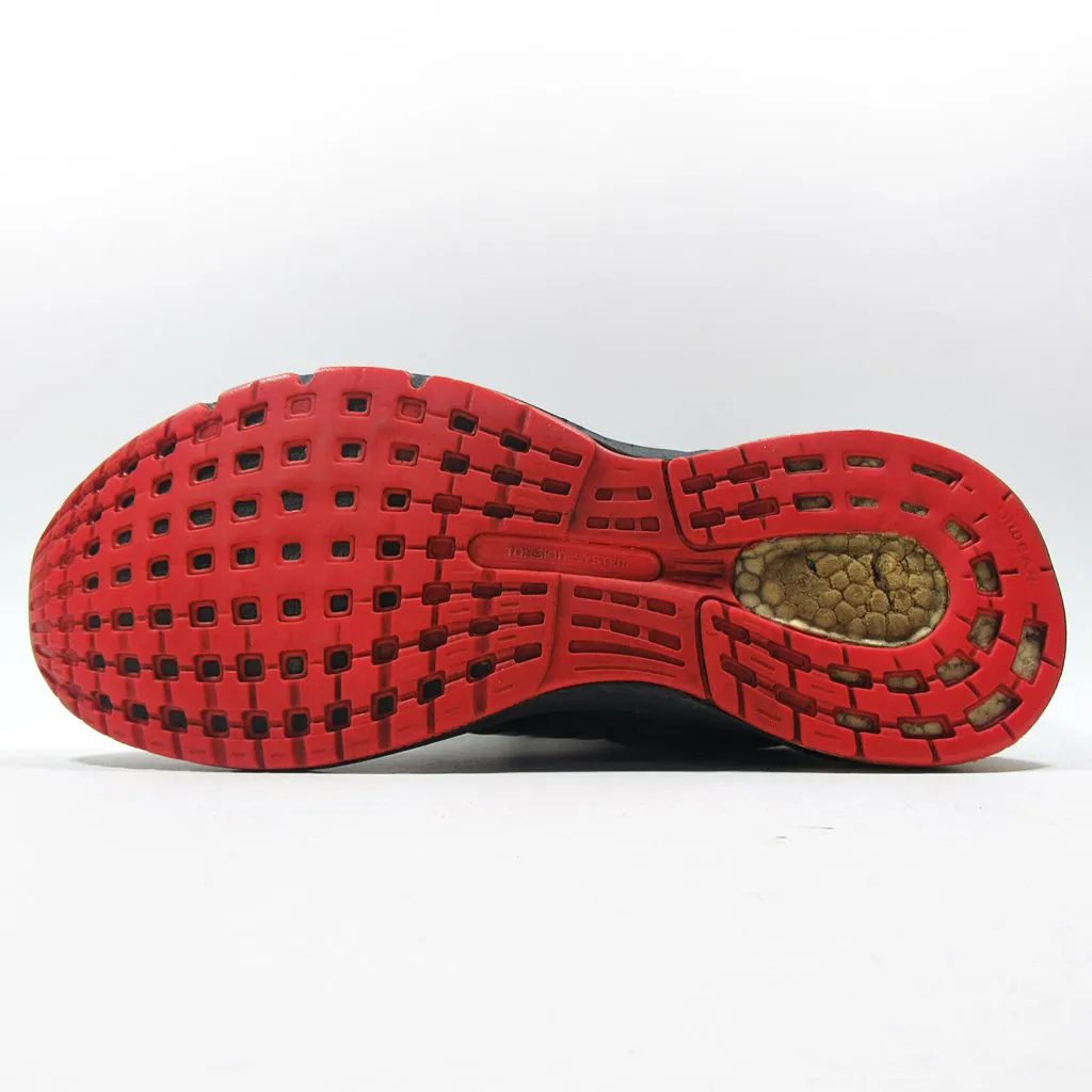 ADIDAS Questar Boost