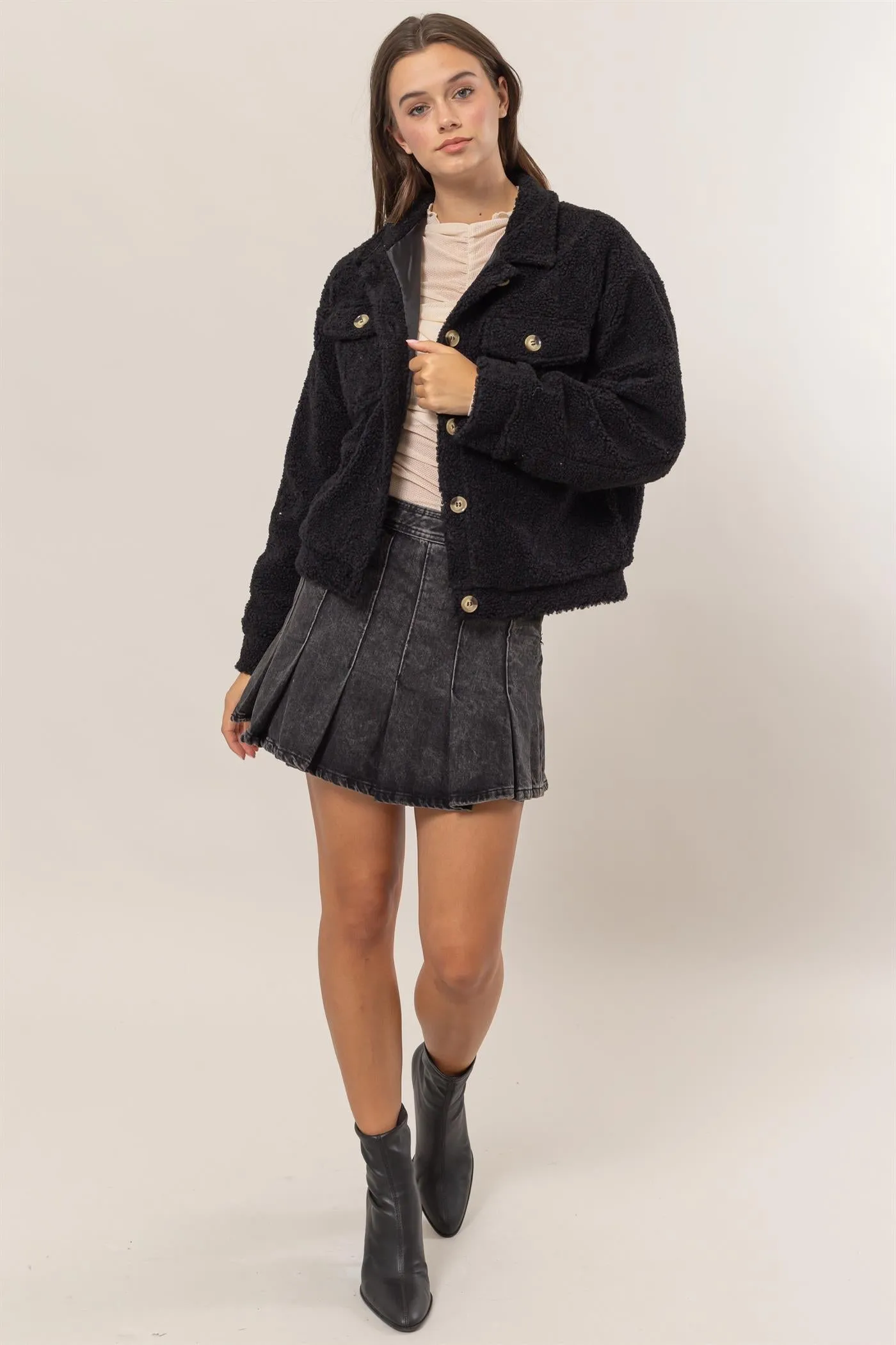 HF25A929-Sherpa Button-Front Jacket