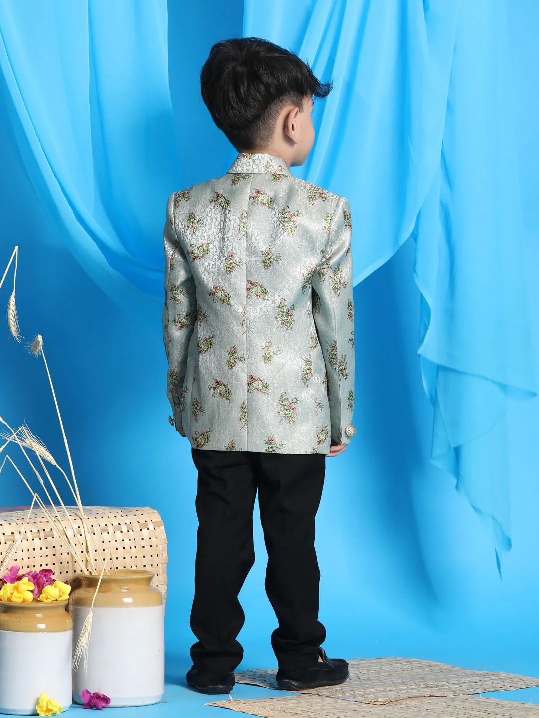 Jashvi Boy's Light Green Woven Silk Blend Blazer
