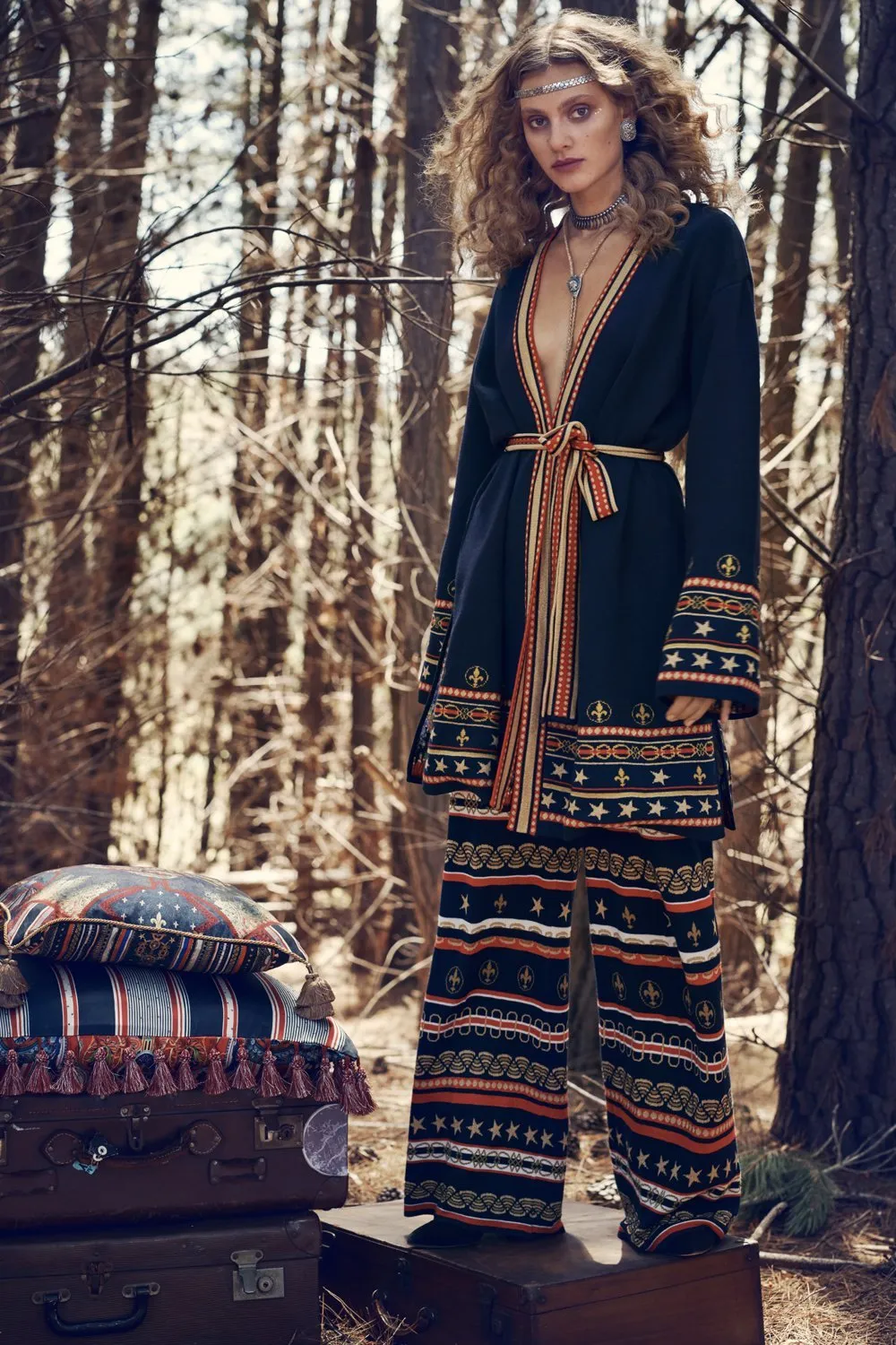 KNITTED JACKET WITH BELT COSTUME PARTY