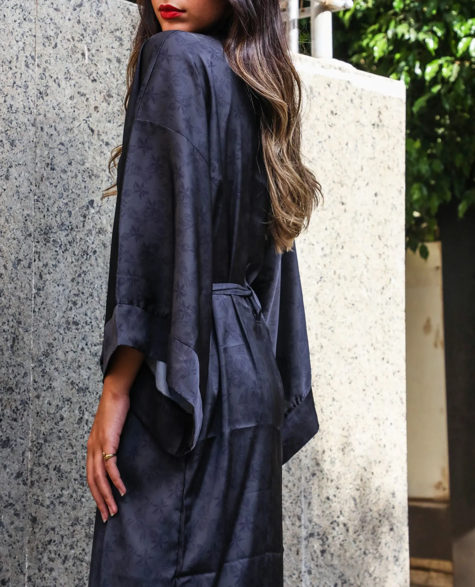 Lilium Kimono Black