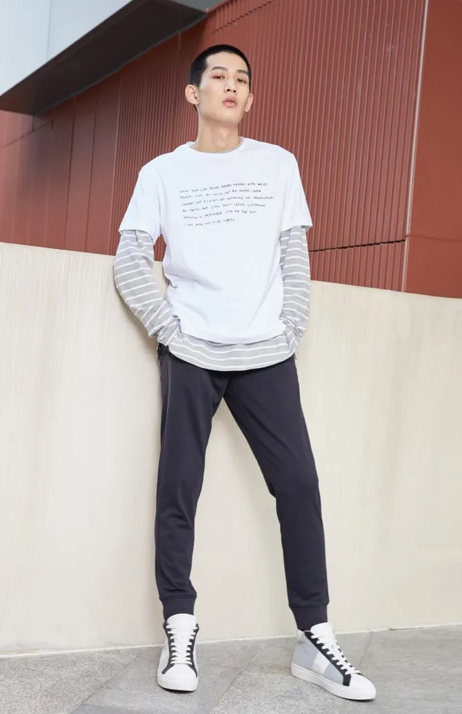 Men's Spring Stretch Slim Fit Sweatpants with Zipper Pockets
