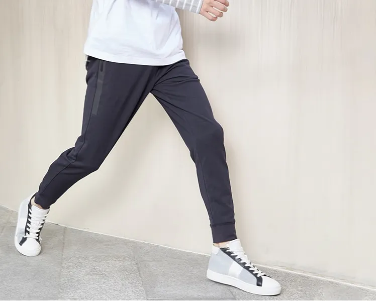Men's Spring Stretch Slim Fit Sweatpants with Zipper Pockets