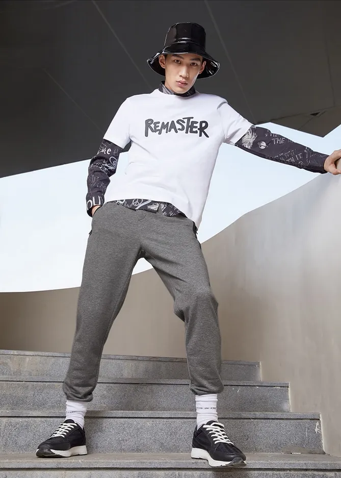 Men's Spring Stretch Slim Fit Sweatpants with Zipper Pockets