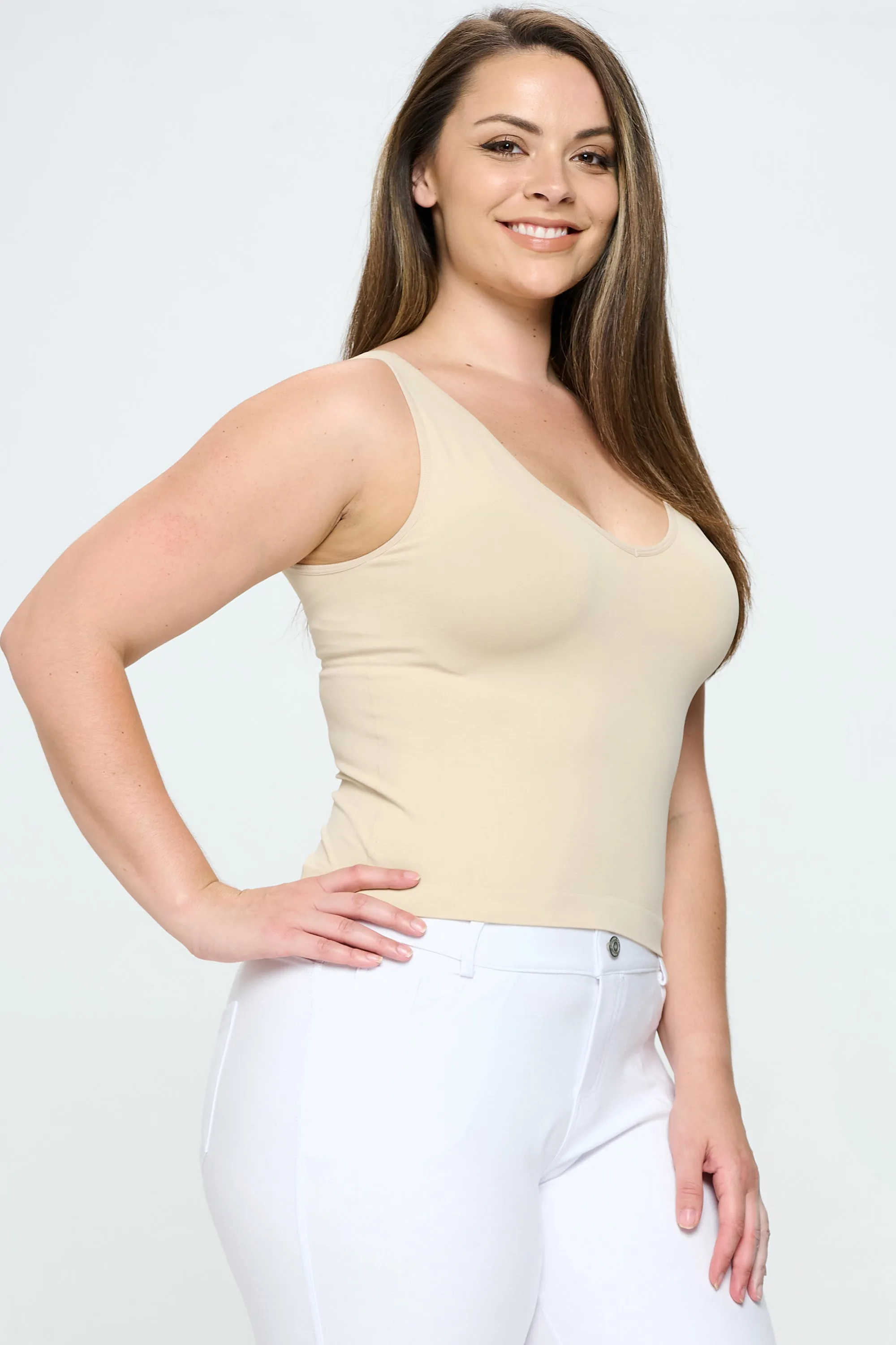 Plus Size Reversible V or U Neckline Seamless Tank