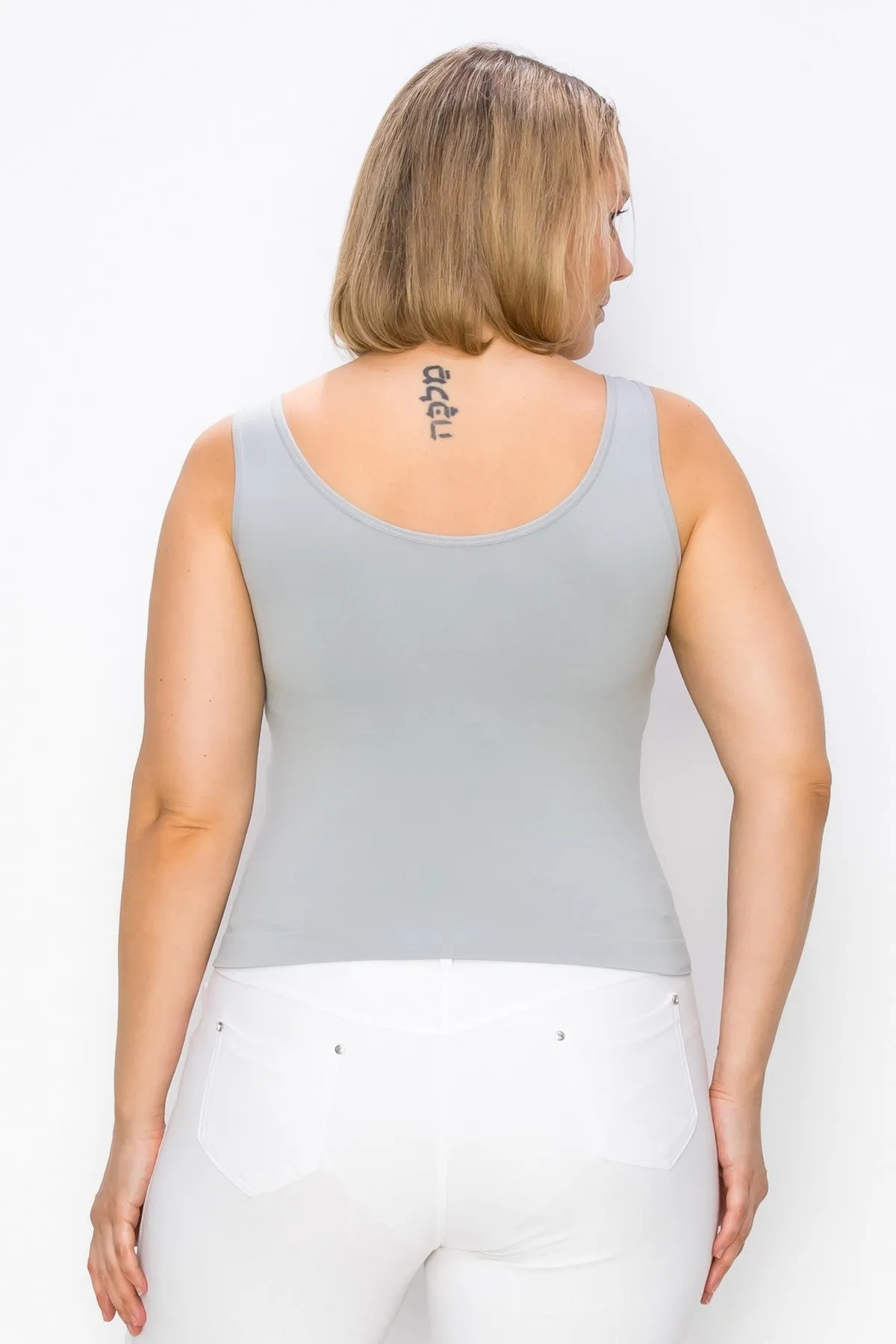 Plus Size Reversible V or U Neckline Seamless Tank