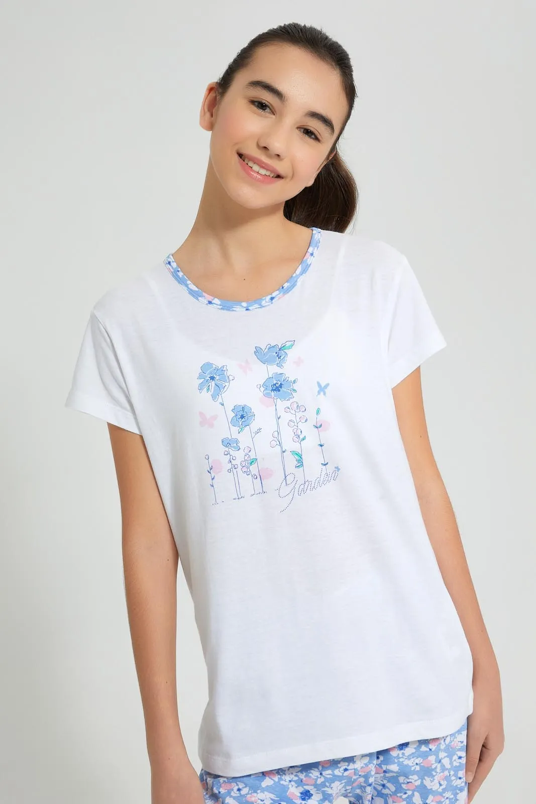 White And Blue Floral Pyjama Set (2 Piece)